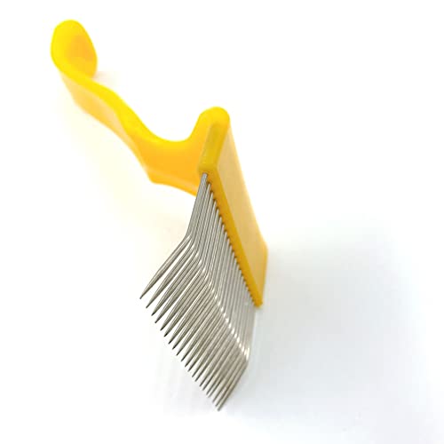 lasenersm 1 Piece Beekeeping Uncapping Fork Bee Keeping Uncapping Fork Bee Honey Uncapping Fork Stainless Steel Bee Keeping Tool with 21 Tines(Yellow, Curved)
