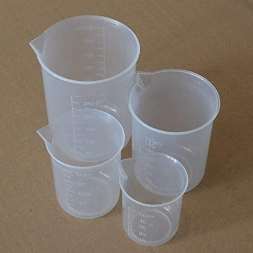 8 pcs Plastic Graduated Beakers Transparent Lab Measuring Cup 50ml / 100ml /150ml /250ml Capacity 4Sizes Clear Plastic Liquid Cup Container for or Laboratory, Science Experiments