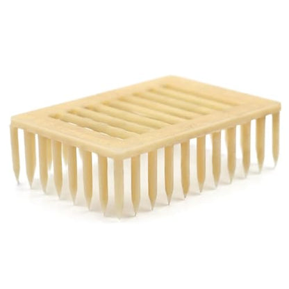 Queen Bee Cage 50pcs Beekeeping Plastic Queen Bee Marker Cage Clip Bee Catcher Beekeeper Beekeeping Tools Equipment White