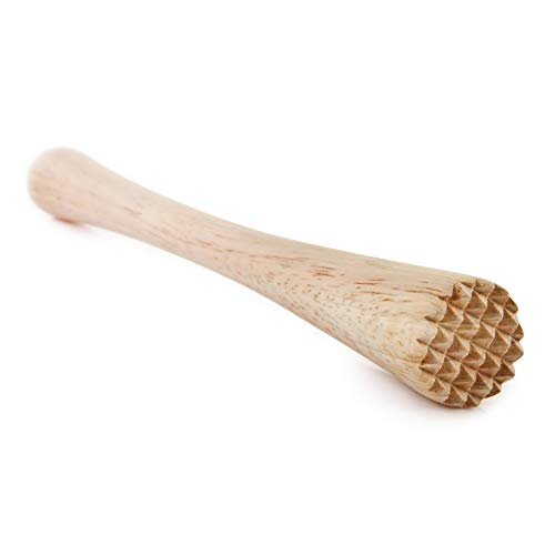 True Smash Wooden Muddler for Cocktails with Ergonomic Contoured Handle, Durable Cocktail Muddlers, Herbs and Fruit Crushers, Home Bar Accessories, 9.75", Set of 1 - color: Wood