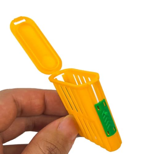 New Queen Bee Cage Beekeeper Plastic Bee Isolator Clip Beekeeper Breeding Tools for Indoor & Outdoor Use