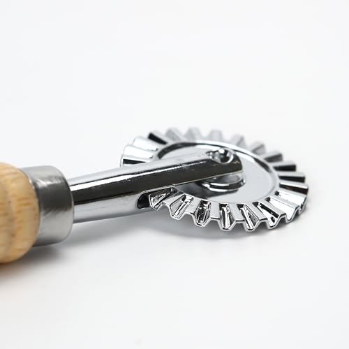 2PCS Pizza Cutter Wheel Roller, 16cm/6.3" long, Zinc Alloy Crinkle Cutter Maker Set with Long Wooden Handle for Making Pasta Ravioli Noodles Dumpling Lace Pastry Pies Fluted Cracker for Kitchen Travel