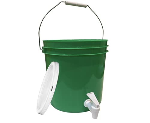 House Naturals 2 Galon Food Grade Bucket with Spigot Faucet Dispenser and Lid(Pack of 2) BPA Free - Made in USA