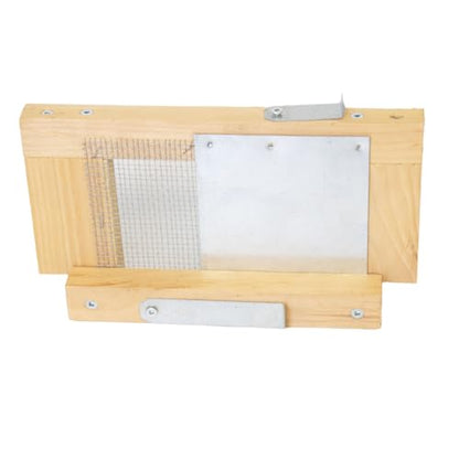 Lehman's Stoney Acres Robbing Screen for Beehive, Beekeeping Equipment to Prevent Hive Robbing, Easy to Install, Fits 5-Frame Langstroth Nuc Hives