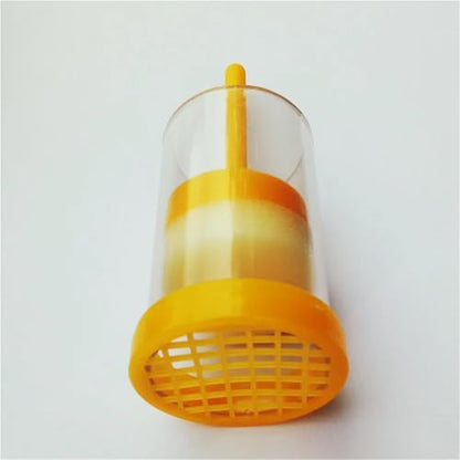 10pcs Queen Bee Marker Plastic Bottle Box Useful Farm with Plunger Portable Equipment Marking Cage Yellow Beekeeping