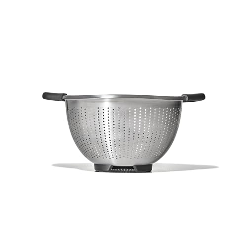 OXO Good Grips Stainless Steel 3 qt./ 2.8L Colander - size: 3 Qt