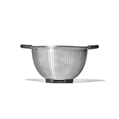 OXO Good Grips Stainless Steel 3 qt./ 2.8L Colander - size: 3 Qt