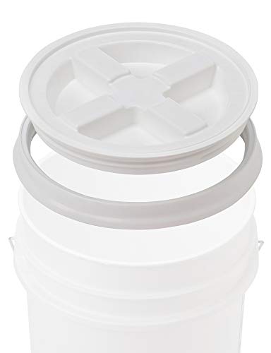House Naturals Plastic 5 Gallon Honey Food Grade Bucket with Honey Gate for Beekeeping and Screw on Lid (Red) - color: Red