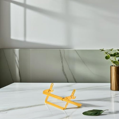 Lightweight Hive Frame Tool Clamp for Beekeeping, Stainless Steel and Plastic Design with Universal Compatibility, for Hive Maintenance and Inspections