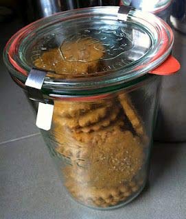 Weck Canning Jars 743 - Weck Mold Jar made of Transparent Glass - Eco-Friendly - Food Storage Container with Lid Airtight - 3/4 Liter Tall 1 Jar with Lid and Rubber Gasket
