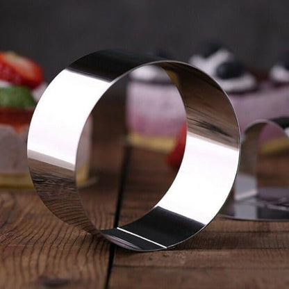 Stainless Steel Cooking Rings Set with Food Press, 4 Piece Kitchen Utensil for Dessert and Food Presentation, Dishwasher Safe Molds for Terrines Mousses Cheesecakes