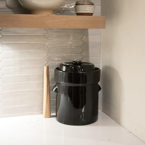 Lehman's European Style Fermentation Crock Set with Wooden Stomper and Fitted Weights, Set to Preserve Sauerkraut Pickles Kimchi and More - size: 2.6 Gallon