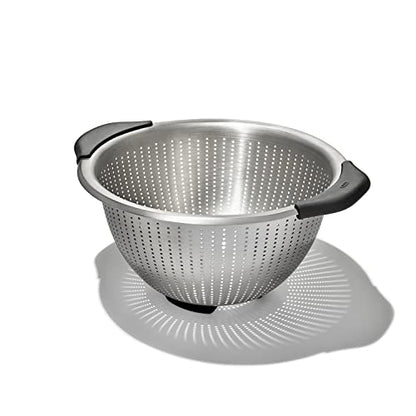 OXO Good Grips Stainless Steel Colander, 5 qt. Capacity, Strainer with Non-Slip Handles, Kitchen Colander for Pasta and Vegetables, Nesting Stainless Steel Strainer and Sieve - size: 5 Qt
