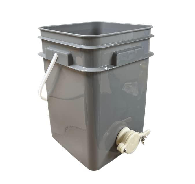 House Naturals 4 Gallon Square Bucket with Honey Gate for Beekeeping, Made in USA