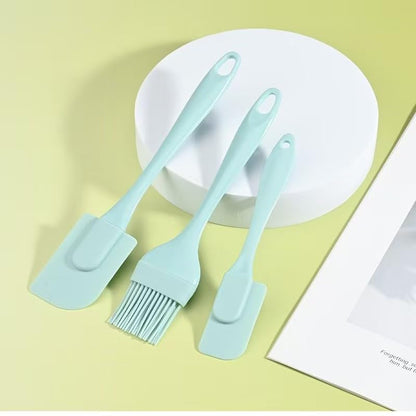3pcs/set Food Grade Silicone Cake Spatula and Oil Brush and Cream Scraper and Sauce Brush, Baking Tool Set - color: Green