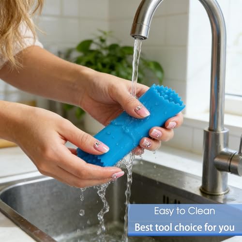 Silicone Garlic Peeler Tube Roller with Brush, 2-in-1 Kitchen Gadget Set, Measuring Spoon with Cleaning Brush (5ml & 3ml) and Silicone Garlic Peeler, Easy-Clean Kitchen Utensils with Hanging Loops - color: Peeler+ Spoon