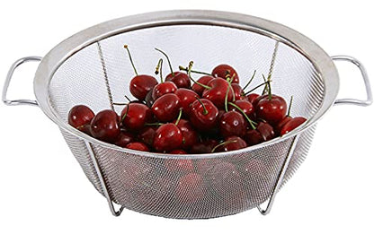 AJIODA Stainless Steel Mesh Colander Strainer Basket, 2.5 Quart Fine Mesh Net Colander with Heavy Duty Handles & Wide Rim & Resting Feet for Strain, Drain, Rinse, Fry, Steam or Cook Vegetables & Pasta - size: 2.5 Quart