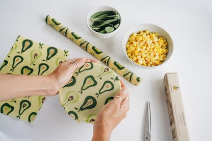 SUPERBEE Beeswax Wrap Roll XL, Reusable Beeswax Wraps for Food, Wrap Roll, Reusable for Wrapping Vegetables, Cheese Paper, Bowl Covers and Sandwich Wrapping Paper, Pears - 35x13" - color: Pears