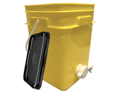 House Naturals Honey Food Grade 4 Gallon Square Bucket with Honey Gate for Beekeeping and Lid (Pack of 2) Made in USA