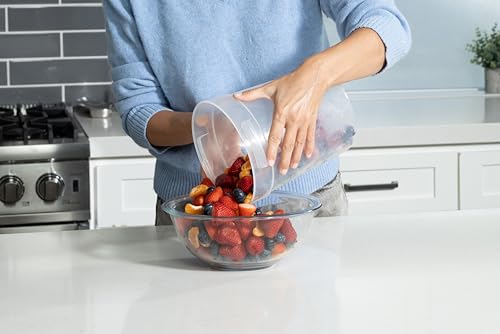 Cambro 4 Quart (QT) Food Storage Container (No Lid) - Restaurant Food Grade Bucket - for Dough Proofing and Brining (Translucent)