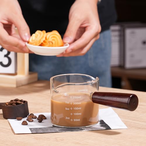 250ML/8.5OZ Measuring Cup Espresso Shot Glasses Double Spouts Large Coffee Cup with Wood Handle Triple Pitcher Milk Cup Parts Clear Glass By BCnmviku (250ml-1pack) - color: 250ml-1pack