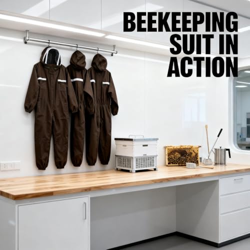 Ventilated Breathable Polyester Beekeeping Suit in Green, Full Body Protective Clothing for Men - Comfortable Fit, Prevents Bee Stings, Ideal for Swarm Commander Use