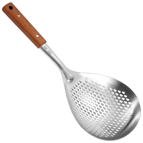 Stainless Steel Mesh Spider Strainer Wooden Handle On Pasta Noodle | 304 stainless steel fine mesh spoon,metal strainer,large draining design,multipurpose kitchen tool for fruit food straining - size: Large size