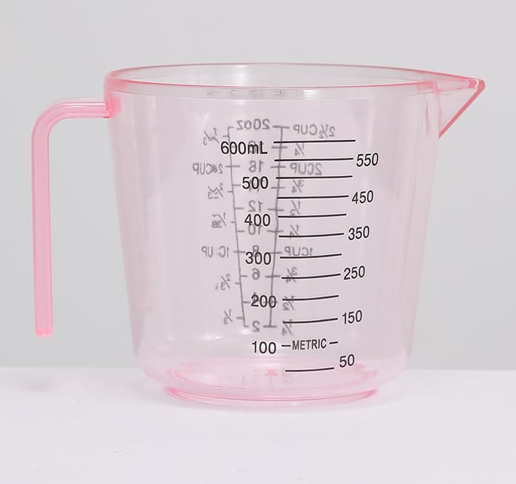 Plastic Measuring Cup Clear Graduated Measuring Cups Plastic Mug with Spout and Handles Ounce and Ml Cup Marking for Recipe Ingredient, Flour, Water, Liquid (2 ½ cup 600ml pink)