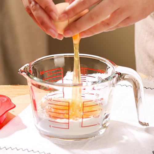 Glass Measuring Cups with Lids Set, Borosilicate Glass V-Shaped Spout Microwave Safe Scales Milk Cup for Cooking Baking (Red, 2CUP) - color: Red