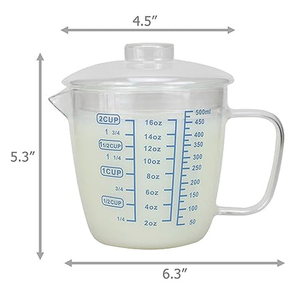 EIKS Glass Measuring Cup with Lid, Easy Grip Handle and V-Shaped Spout, Three Measurement Scale(OZ, Cup, ML), Coffee Milk Frothing Pitcher Latte Maker in Kitchen Restaurant (500ML)