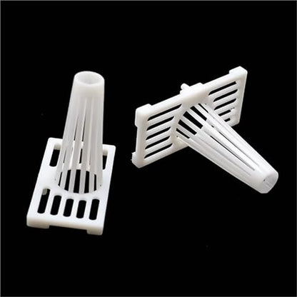 Queen Bee Cage 60Pcs Bee Cages Anti-Theft Hive Door Plastic Beehive Nest Cage Protection Queen Honeycomb Doors Beekeeping Tools for Beekeeping Supplies