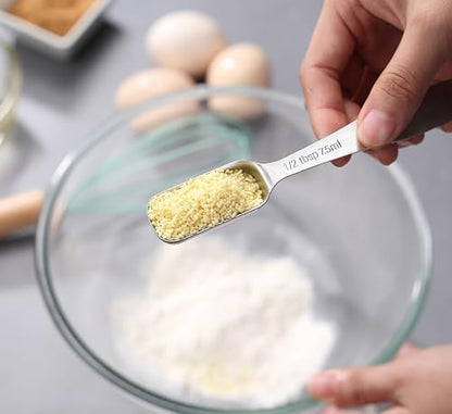 Measuring Cups and Spoons Set of 24 Piece in 18/8 Stainless Steel, Heavy Duty 8 Measuring Cups, 10 Measuring Spoons, 1 Leveler & 5 Mini Measuring Spoons Ideal for Dry and Liquid Ingredients - size: 24 Pieces: 8 Cups + 15 Spoons + 1 Leveler