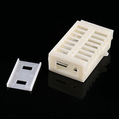 Hilitand 10pcs Multifunctional Bee Queen Cage, Plastic Match Box Moving Catcher Cage Beekeeping Tools 50x30x19mm/1.97x1.18x0.75in