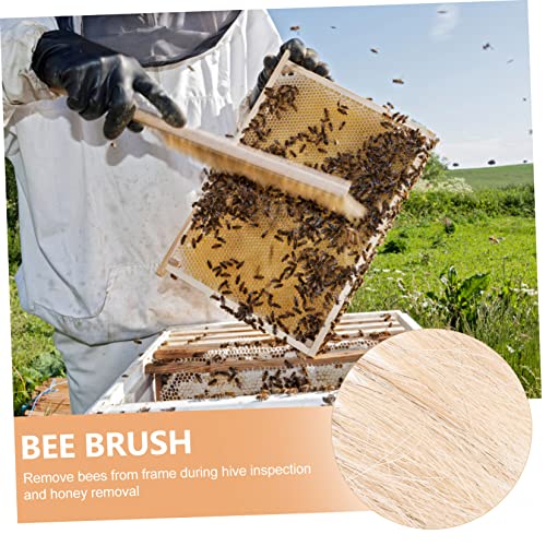 LABRIMP Beekeeping Kit Beehive Tool Brush and j Hook Beehive Beekeeping Tools Compact Lightweight Set