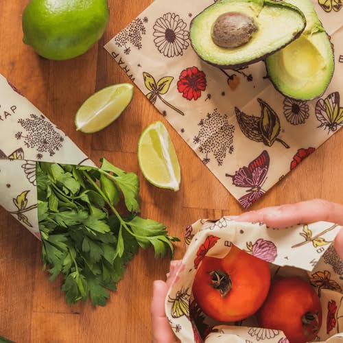 Bee's Wrap Beeswax Wraps for Food - Assorted 5 Pack of Beeswax Wraps - 2 Large & 3 Medium Wrap - Plastic Free Made in USA Reusable Natural Food Wrap - Meadow Magic Print - style: Meadow Magic (Beeswax) 5 Pack