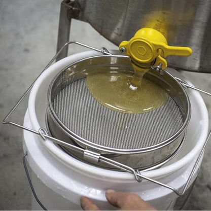 Stainless Steel Double Layer Honey Filter Large Capacity and Time-Saving Design, Practical Double Sieve Honey Strainer Tool for Beekeeping Equipment