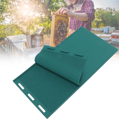 2Pcs Beehive Waxed Coated Foundation Sheet, DIY Beeswax Press Mold Light Weight Beehive Foundation Sheet for Bee Farmgarden breeding