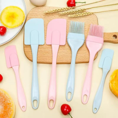3pcs/set Food Grade Silicone Cake Spatula and Oil Brush and Cream Scraper and Sauce Brush, Baking Tool Set - color: Green