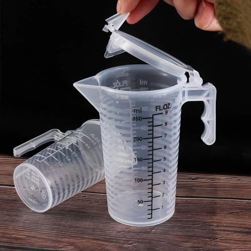 250 ML Plastic Measuring Cup with Lid,Large Capacity Measuring Container with Handle and Pour Spout Kitchen Cooking Pastry Baking Accessories