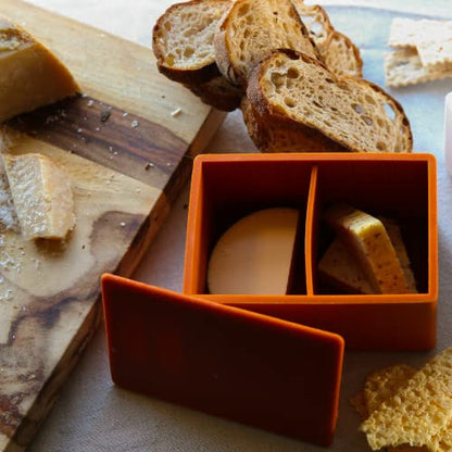 CapaBunga Cheese Vault, Orange - color: Orange