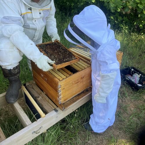 Bee Suit for Kid and Girl, Children Beekeeping Suit Beekeeper Suit with Glove &Ventilated Hood, 100% Cotton, Multi-Size Bee Outfit for Backyard for Child Bee Keeper for Christmas - size: for heights 52"~56"