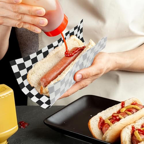 200 Pcs Wax Paper Sheets for Food Deli Wrap Paper Sheets 8.5x8.5"Food Basket Liners Black Checkered Square Sandwich Wraps for Burgers Bread Restaurant Barbecue Picnic - color: Black