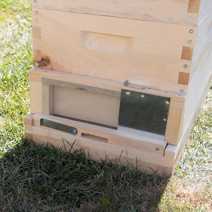 Lehman's Stoney Acres Robbing Screen for Beehive, Beekeeping Equipment to Prevent Hive Robbing, Easy to Install, Fits 8-Frame Langstroth Hives