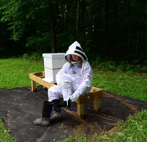 3 Layer Bee Suit with Fencing Veil One Pair Gloves Sting Proof Ventilated Beekeeping Suit - color: White, size: Medium