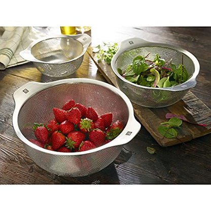 Zwilling 6.2-inch 18/10 Stainless Steel Strainer - size: 6.2-inch