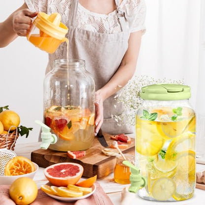 Havawish 2 Pcs 1 Gallon Plastic Beverage Dispenser with Spigot Clear Summer Kitchen Fridge Drink Dispenser for Parties Lemonade Juice Tea Beer Cold Water(Green,Cylinder) - color: Green, style: Cylinder