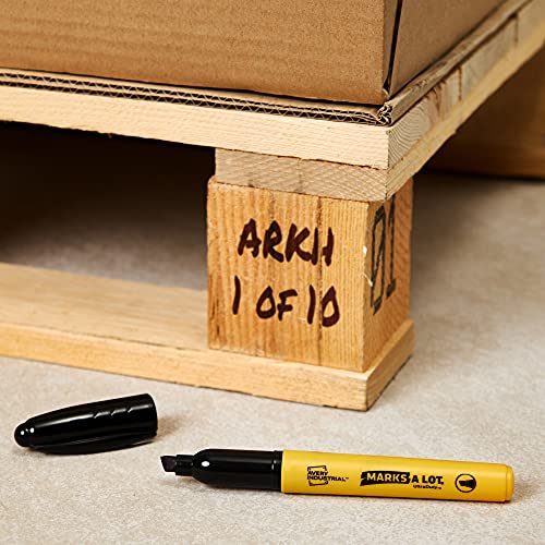 Avery Marks A Lot UltraDuty Permanent Markers, Chisel Tip, Water Resistant, 1 Black Industrial Marker (29845)