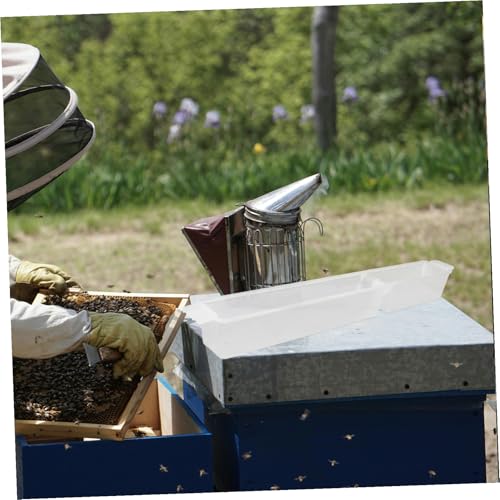 LIOOBO 4pcs Plastic Feeder for Beehive Bee Watering Station Bee Water Feeder Bee Feeders Kit