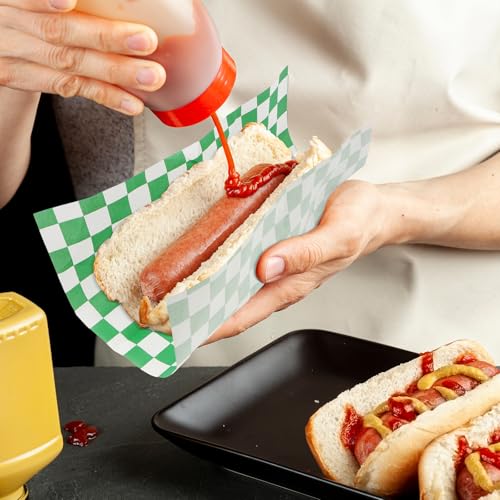 200 Pcs Wax Paper Sheets for Food Deli Wrap Paper Sheets 8.5x8.5"Food Basket Liners Checkered Square Sandwich Wraps for Burgers Bread Restaurant Barbecue Picnic(Green) - color: Green