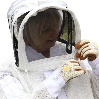 Bee Keeper Hat with Veil, Ventilated Fencing-Style Beekeeping Veil, Bee Protective Gear for Men & Women, Comfortable Mesh for Beekeeping, Beekeeping Supplies - S/M/L - size: S/M/L